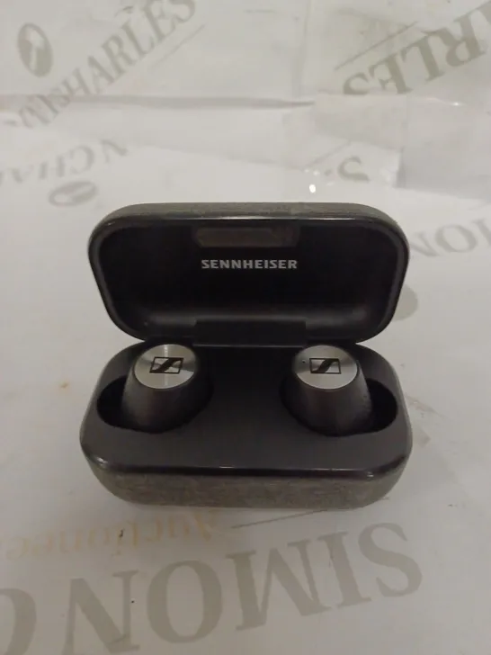 SENNHEISER WIRELESS EARPHONES 