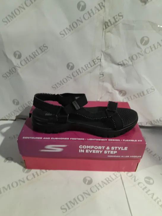 BOXED SKECHERS GO WALK SANDALS SIZE 7 