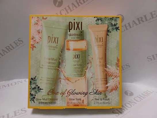 PIXI BOX OF GLOWING SKIN GIFT SET 