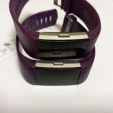 4 ASSORTED DAMAGED SCREEN FITBITS