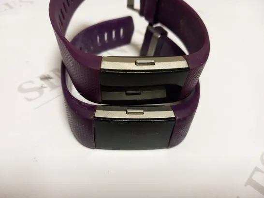 4 ASSORTED DAMAGED SCREEN FITBITS