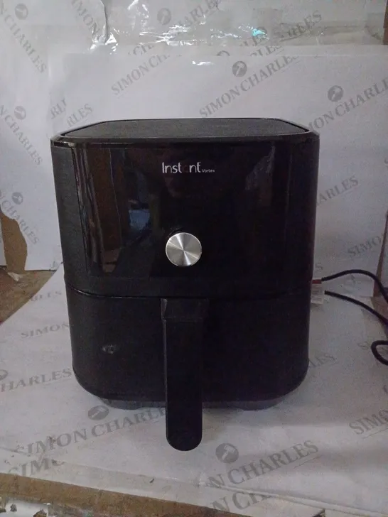 COSORI 5.5L XXL OIL FREE AIR FRYER 1500W