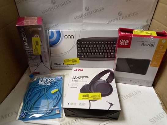 LOT OF APPROX 30 ASSORTED ITEMS TO INCLUDE ONN WIRELESS KEYBOARD, JVC WIRED HEADPHONES, JUICEXXL CHARGING CABLE