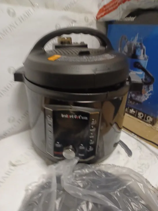 INSTANT POT PRO CRISP ELECTRIC MULTI COOKER