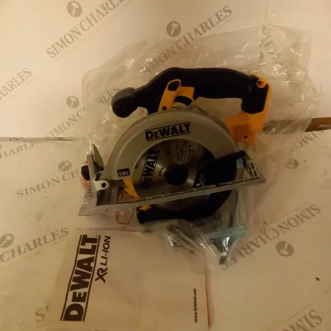 BOXED DEWALT  XR LI-ION CIRCULAR SAW WITH MANUAL