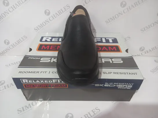 BOXED PAIR OF SKECHERS SLIP-ON LOAFERS IN BLACK UK SIZE 12