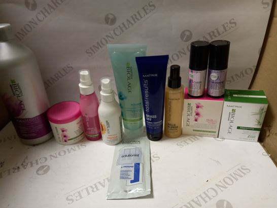 LOT OF APPROX 12 ASSORTED MATRIX HAIRCARE PRODUCTS TO INCLUDE THICKENING SHAMPOO, PROTECTIVE HAIR-DRY OIL, SHINE SHAKE, ETC