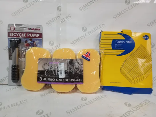 LOT OF APPROXIMATELY 8 ASSORTED VEHICLE PARTS & ACCESSORIES TO INCLUDE COMLINE CABIN CARBON FILTER, JUMBO CAR SPONGES, ROADSTER BICYCLE PUMP, ETC