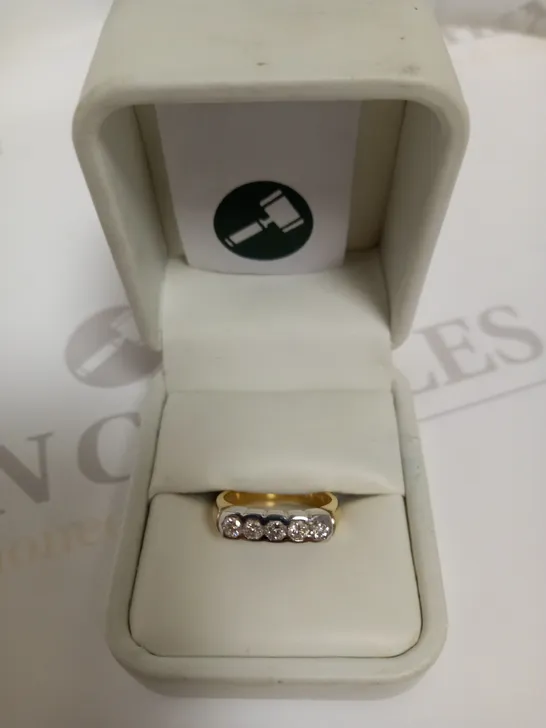 DESIGNER 18CT GOLD FIVE STONE HALF ETERNITY RING SET WITH DIAMONDS WEIGHING +-0.52CT