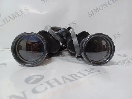 BINOCULARS WITH CASE  