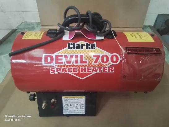 CLARKE DEVIL 700 SPACE HEATER