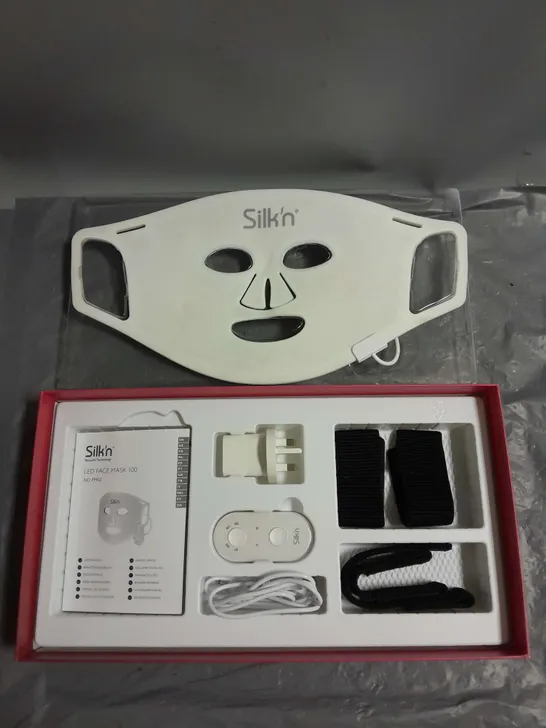 BOXED SILK'N LED FACE MASK 100 SKIN REJUVENATION AND ACNE TREATMENT