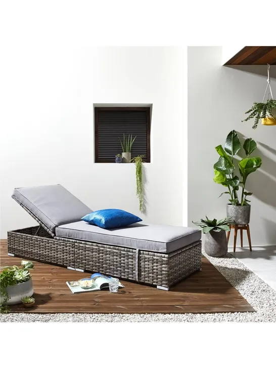 BOXED ARUBA LOUNGER - COLLECTION ONLY RRP £249.99