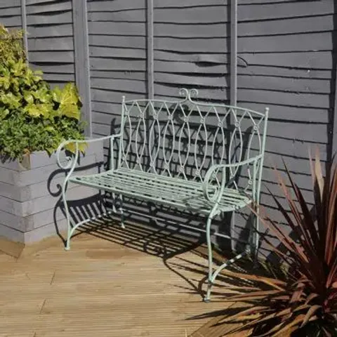 BOXED WIESE METAL TRADITIONAL BENCH