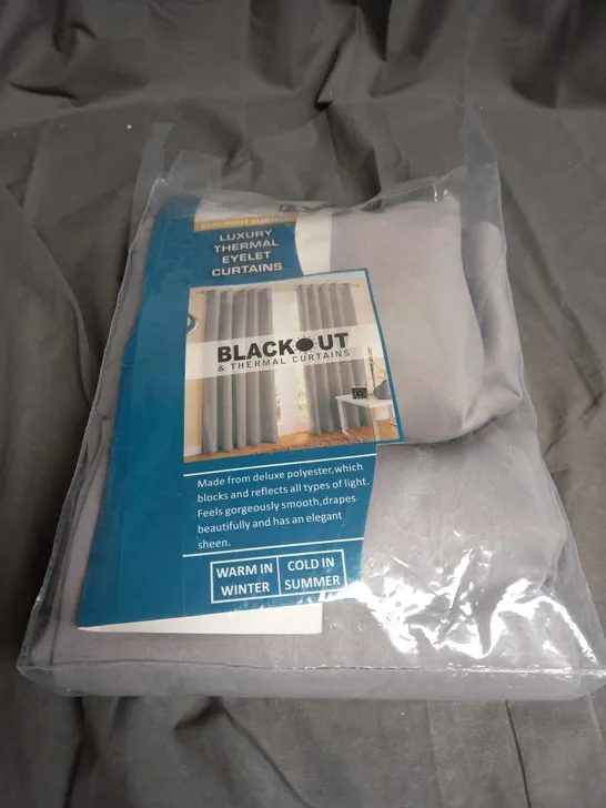 BAGGED BLACKOUT THERMAL CURTAINS - SIZE UNSPECIFIED 