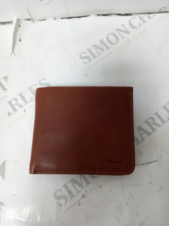 BOXED ASHWOOD HERITAGE WALLET - TAN.