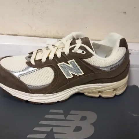 BOXED NEW BALANCE M2002RAD SIZE 5