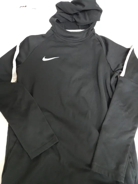 NIKE DRI FIT HOODED JUMPER IN BLACK - SMALL