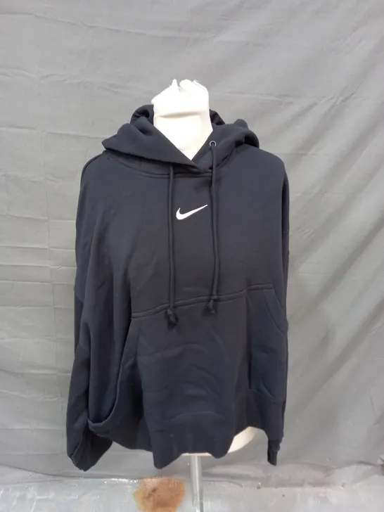 NIKE PLAIN BLACK HOODIE - MEDIUM