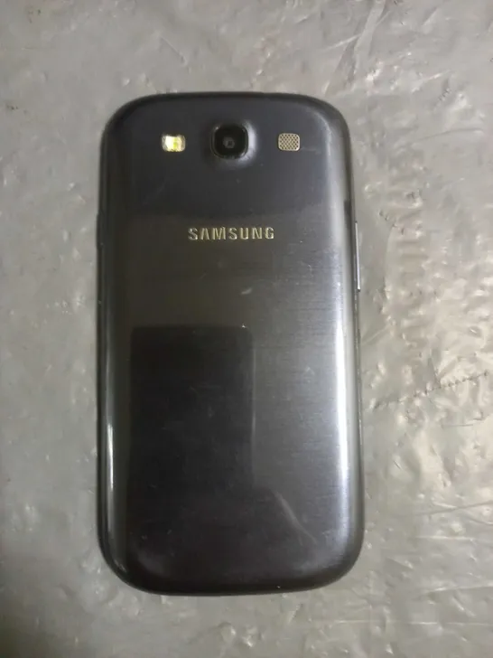 SAMSUNG GALAXY S3 GT-I9300 16GB