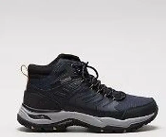 SKECHERS MEN'S ARCH FIT DAWSON WATERPROOF BOOT SIZE 10