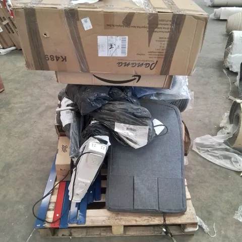 A PALLET OF VARIOUS FURNITURE PARTS GAMING CHAIRS AND ELECTRONIC HOUSEHOLD ITEMS