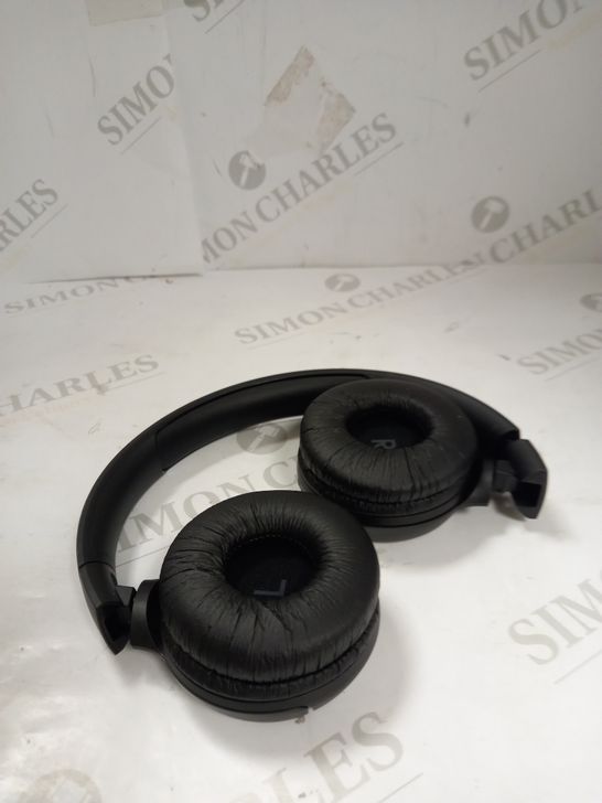 JBL TUNE510BT - WIRELESS OVER-EAR HEADPHONES