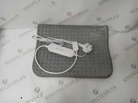 BOXED HEATED PAD IN GREY 40 X 60 CM