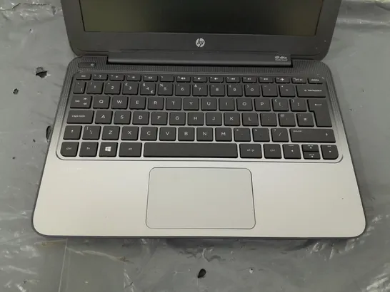 HP STREAM 11 PRO LAPTOP