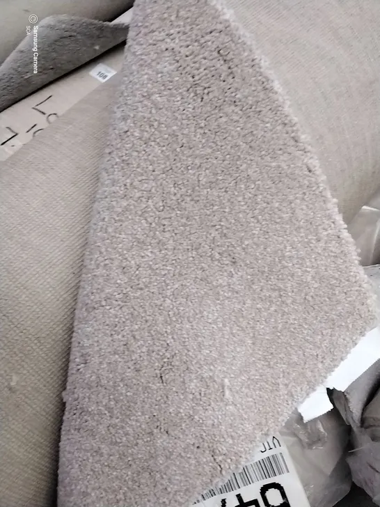 ROLL OF FIRST IMPRESSIONS CLEAN CUT CARPET APPROXIMATELY 6 X 4M