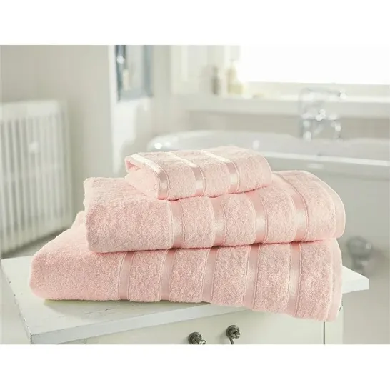 WRAPPED 3 PIECE BATH SHEET SET COLOUR: BLUSH PINK