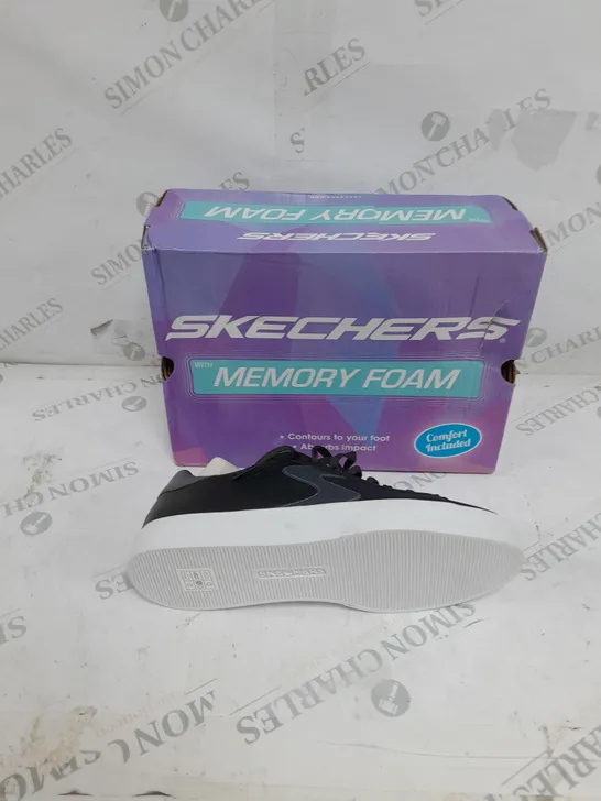 BOXED PAIR OF SKETCHERS CHAOS LACE TRAINER BLACK SIZE 6  