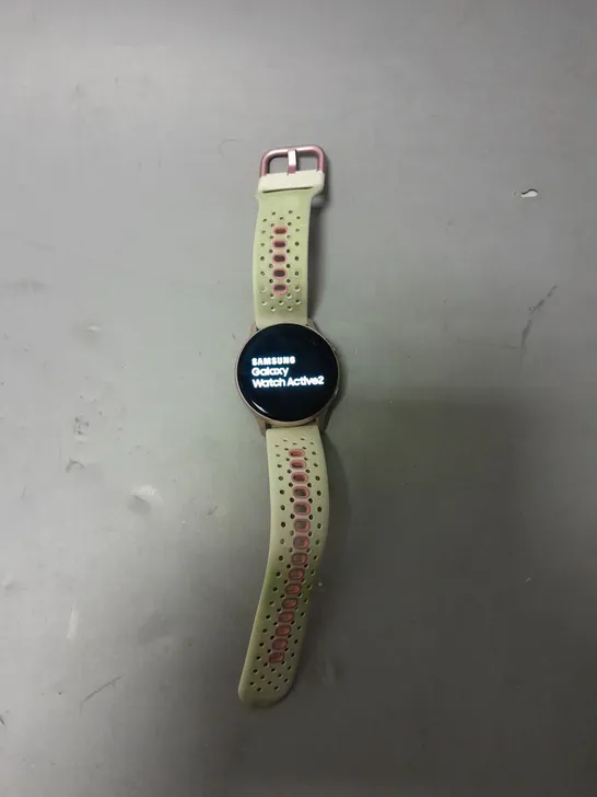 SAMSUNG ACTIVE WATCH 2 RUBBER CEAM & PINK STRAP 