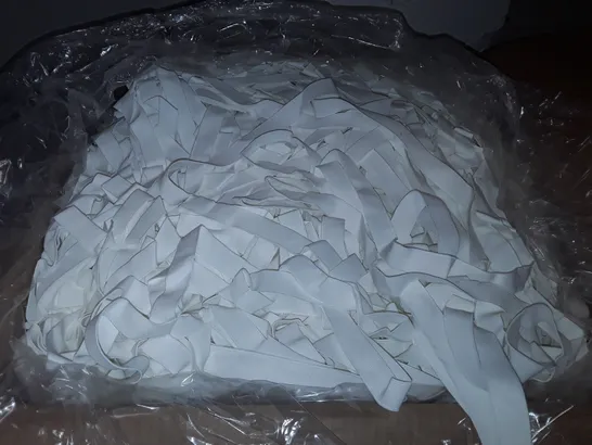 LARGE QUANTITY OF WHITE ELASTIC 