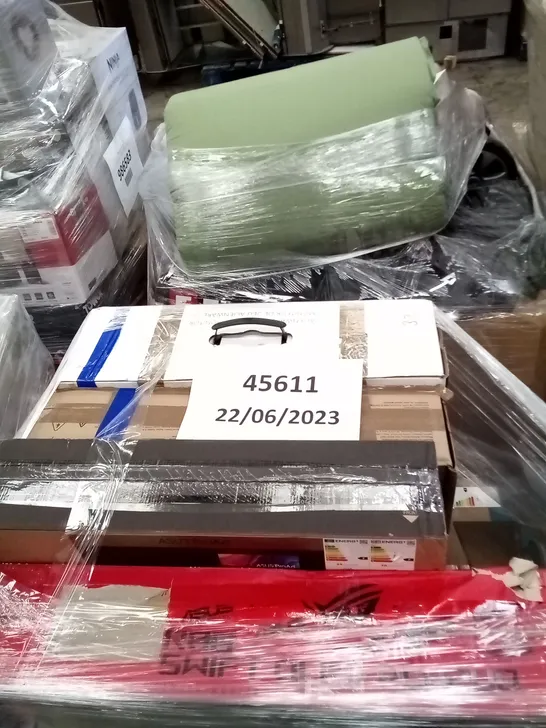 PALLET OF APPROXIMATELY 12 ASSORTED MONITORS INCLUDING: