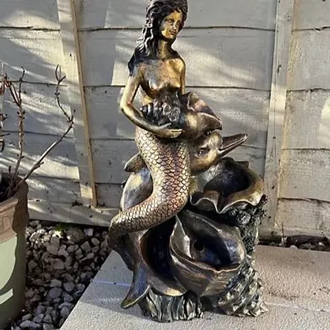 HOME2GARDEN MERMAID WATER FEATURE