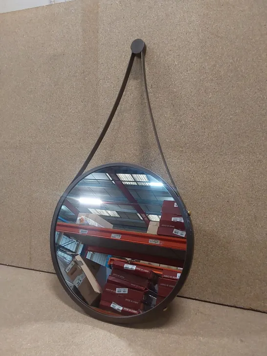 DESIGNER WALL HUNG MIRROR