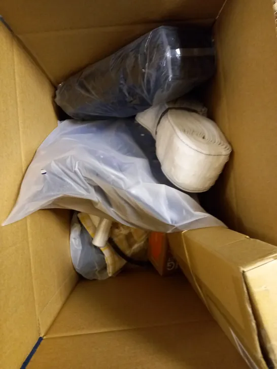 BOX OF APPROXIMATELY 15 ASSORTED HOUSEHOLD ITEMS TO INCLUDE LASER LEVEL, DECORATIVE STORAGE BAGS, ECOFFEE CUP ETC