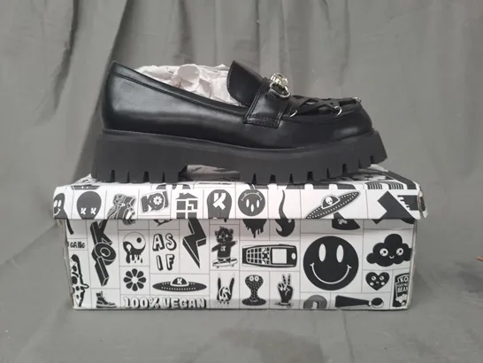 BOXED PAIR OF KOI VEGAN SILENT DUSK OWL PENTAGRAM LOAFERS IN BLACK UK SIZE 8