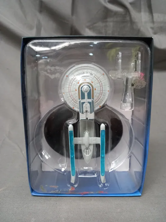 BOXED STAR TREK COLLECTIBLE USS EXCELSIOR MODEL