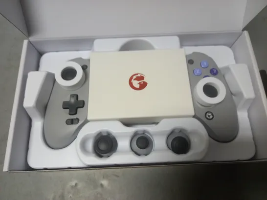 BOXED GAMESIR GALILEO TYPE-C WIRED MOBILE GAMING CONTROLLER