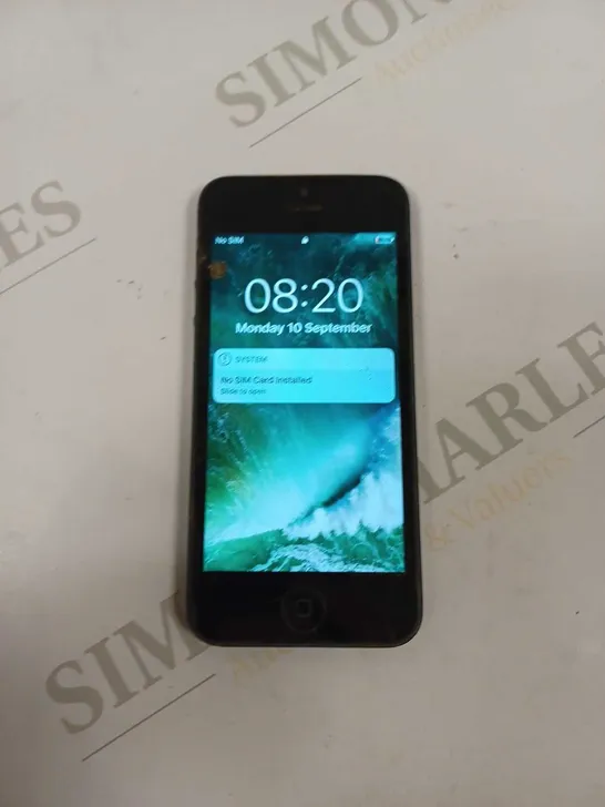 APPLE IPHONE 5 (A1429) 