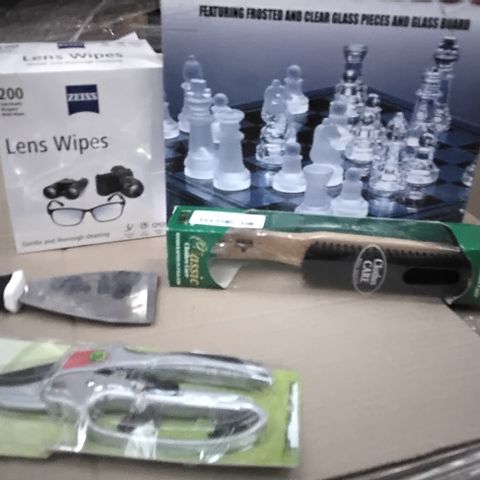 PALLET OF 4 BOXES OF ASSORTED ITEMS INCLUDING LENS WIPES, GLASS CHESS SET, SCRAPER, CLOTHES CARE BRUSH, SECATEURS 