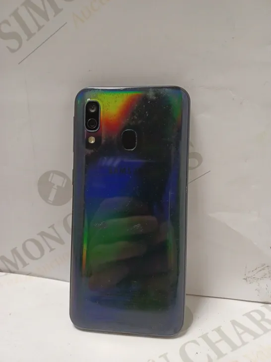 BOXED SAMSUNG GALAXY A40 SMARTPHONE 