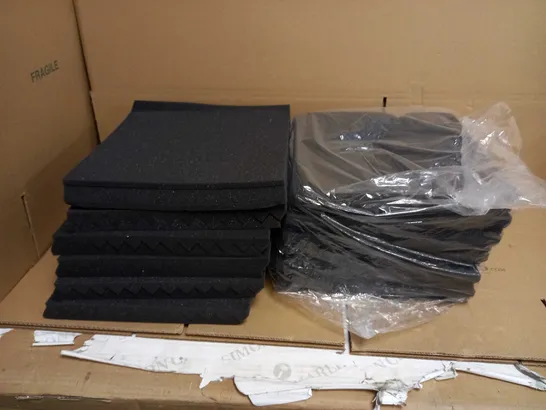 PACK OF APPROX 24 SOUNDPROOFING PADS