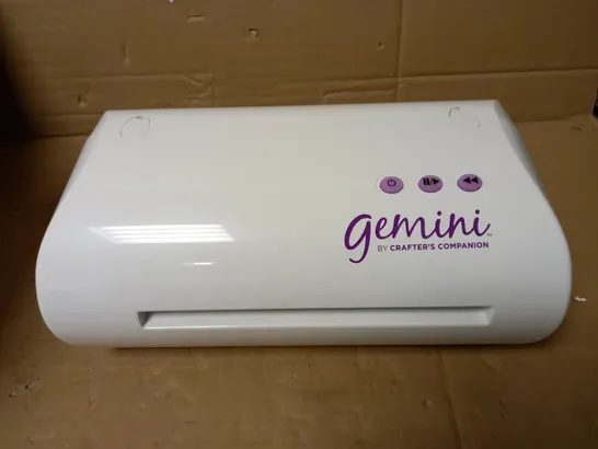 GEMINI GEM-M-GLO MULTI MEDIA DIE CUTTING & EMBOSSING MACHINE, WHITE, 8.5''X 11''