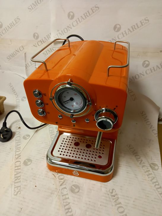 SWAN RETRO PUMP ESPRESSO COFFEE MACHINE