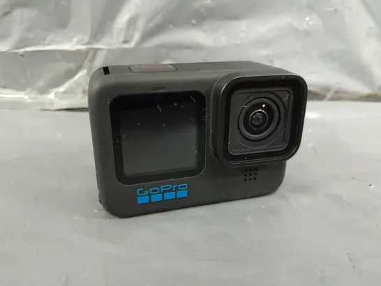 GOPRO 10 IN BLACK