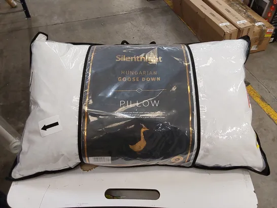 BAGGED SILENTNIGHT ULTIMATE LUXURY HUNGARIAN GOOSE FEATHER & DOWN PILLOW (1 ITEM)