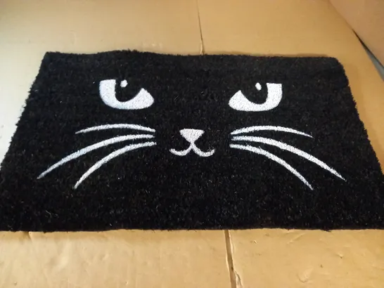 CAT THEMED FLOOR MAT - 60X40CM